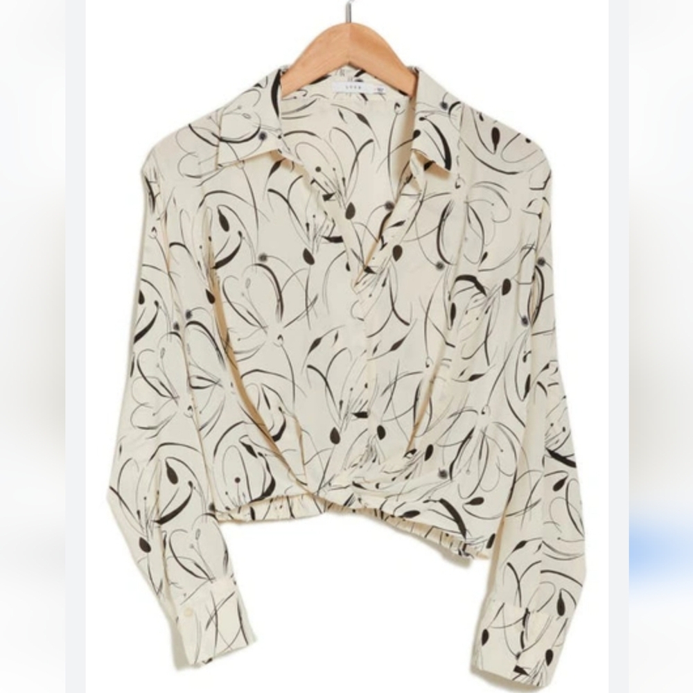 Lush TWIST FRONT LONG SLEEVE CROP TOP IN CREAM/ BLACK,M,NWOT